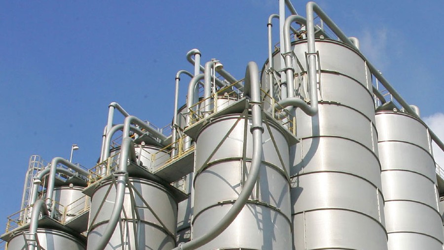 Pabrik pemecah nafta di Taiwan. (Fotografer: Maurice Tsai/Bloomberg)