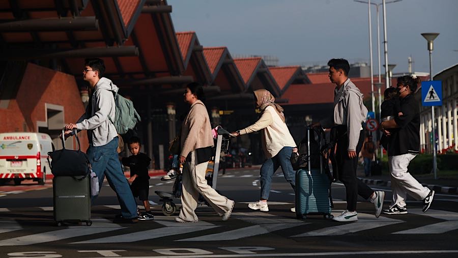 Bandara Soekarno-Hatta dan Bandara I Gusti Ngurah Rai masing-masing diproyeksikan melayani 187 ribu dan 71 ribu penumpang pada puncak arus mudik.
