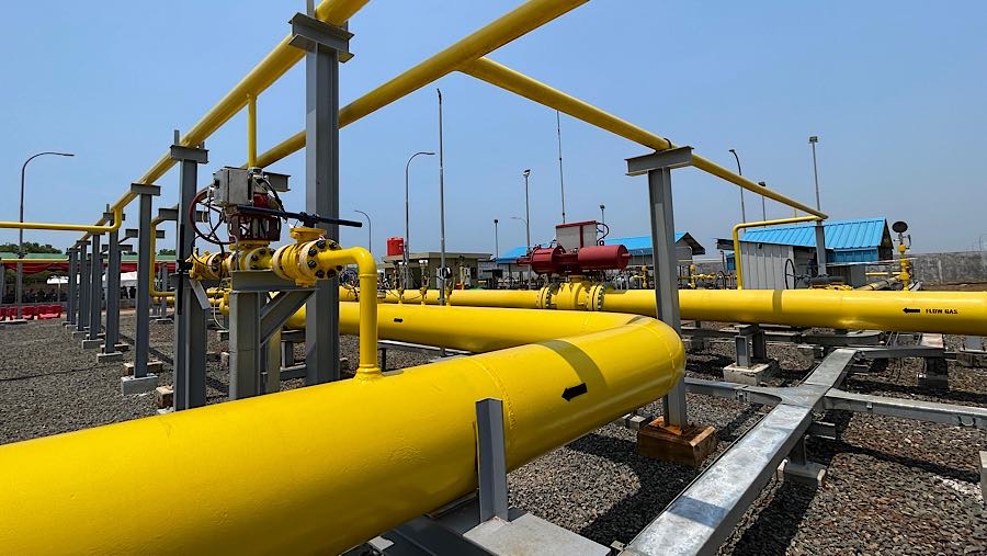 Fasilitas transmisi gas bumi Cirebon—Semarang (Cisem) tahap 2 di Onshore Receiving Facility (ORF) Batang, Jawa Tengah. (Bloomberg Technoz/Azura Yumna)