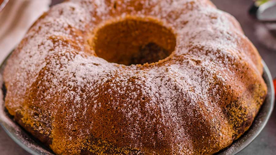 Ilustrasi Bolu Karamel (Envato)