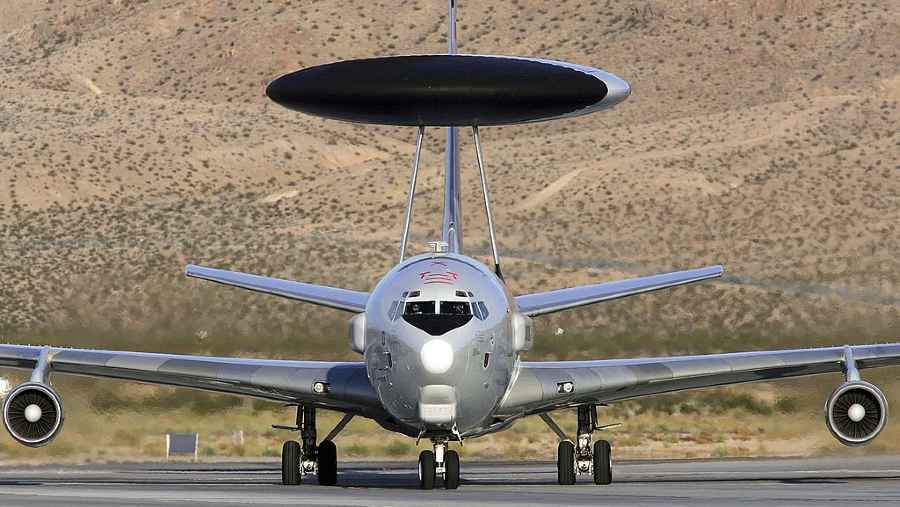 Pesawat E-3 Angkatan Udara Amerika Serikat. (Ethan Miller/Getty Images/Bloomberg)
