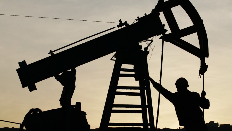 Nodding donkey di Azerbaijan./Bloomberg-Jeyhun Abdulla