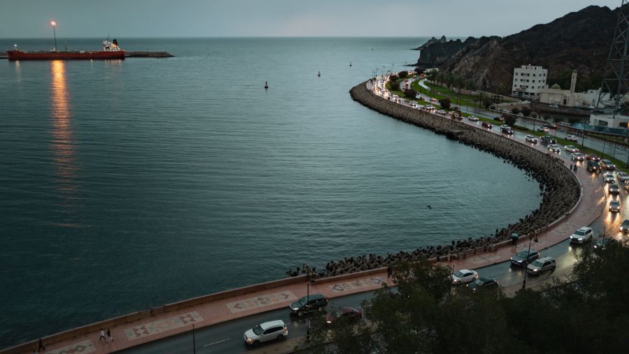 Kapal tanker curah di Pelabuhan Muscat, Oman. (dok: Bloomberg)