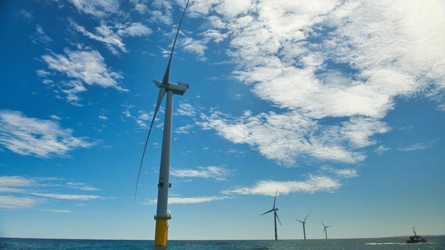 Turbin PLTA. (Bloomberg)