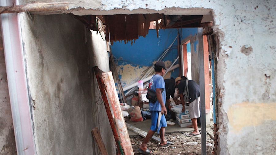 Penataan di Menteng Tenggulun tidak hanya mencakup hunian, tetapi juga pembenahan infrastruktur lingkungan. (Bloomberg Technoz/Andrean Kristianto)