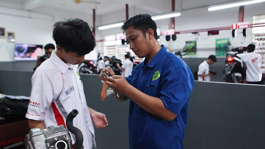 Kebijakan ini bertujuan meningkatkan pemerataan layanan pendidikan bagi masyarakat. (Bloomberg Technoz/Andrean Kristianto)