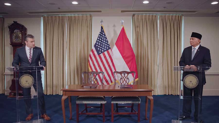 Menteri Pertahanan Sjafrie Sjamsoeddin bertemu Pete Hegseth di Pentagon, Amerika Serikat (14/04/2026). (Dok. Via Instagram @secwar)