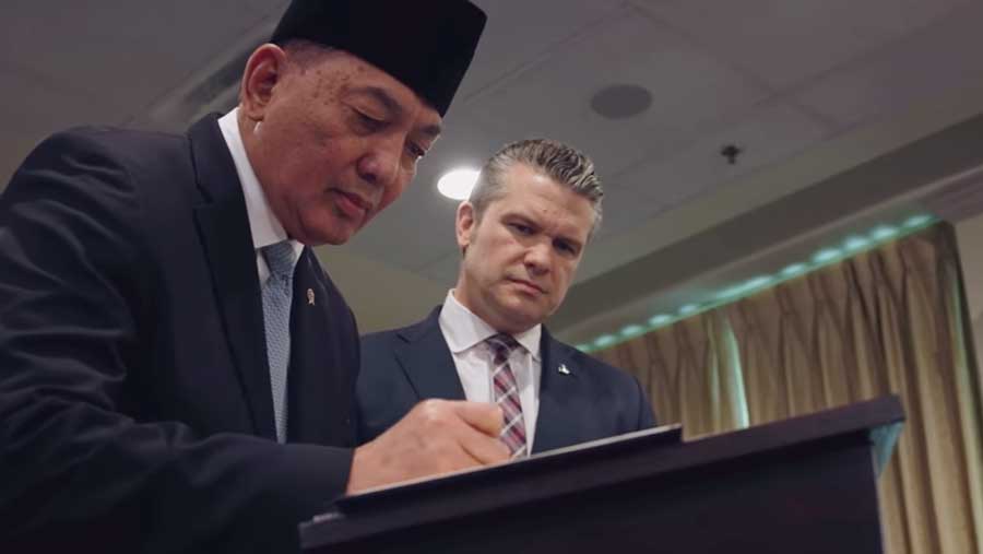 Menteri Pertahanan Sjafrie Sjamsoeddin bertemu Pete Hegseth di Pentagon, Amerika Serikat (14/04/2026). (Dok. Via Instagram @secwar)