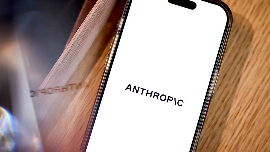 Logo Anthropic pada smartphone. (Gabby Jones/Bloomberg)