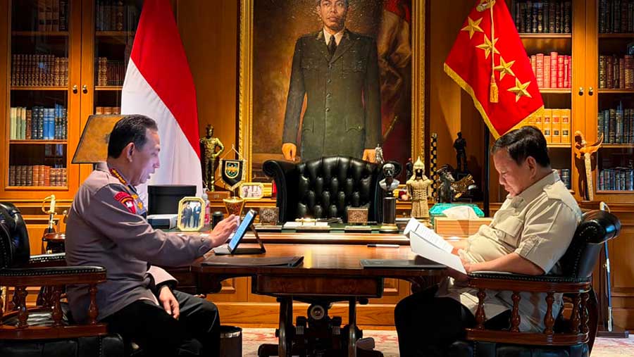 Presiden Prabowo Subianto panggil Kapolri Jenderal Listyo Sigit Prabowo. (Dok @Prabowo)