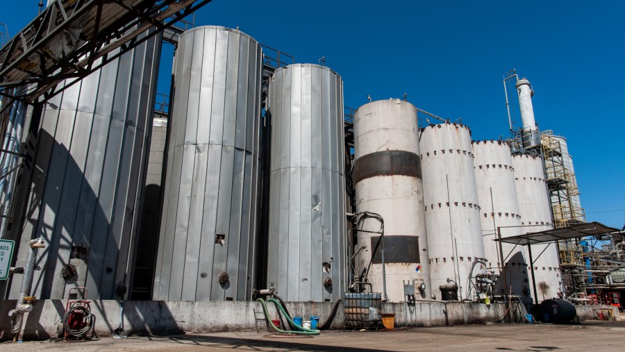 Tangki penyimpanan biodiesel./Bloomberg-Rory Doyle
