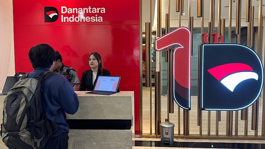 Karyawan beraktivitas di Wisma Danantara Indonesia, Jakarta, Kamis (21/5/2026). (Bloomberg Technoz/Andrean Kristianto)