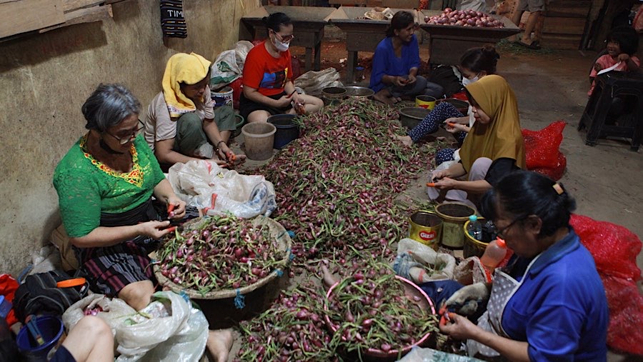 Pemerintah mengeklaim produksi komoditas tersebut secara nasional masih terkendali meski dihadapkan tantangan cuaca ekstrem. (Bloomberg Technoz/Andre)
