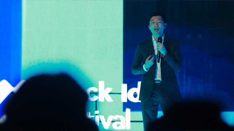 Investor muda sekaligus pendiri Stockwise Andry Hakim Saat Stock Idea Festival di Jakarta, Sabtu (23/5/2026). (Bloomberg Technoz/Andrean Kristianto)