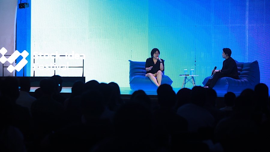 Founder sekaligus Chief Marketing Officer & Partner Jarvis Asset Management, Kartika Sutandi atau Tjoe Ay Saat Stock Idea Festival di Jakarta