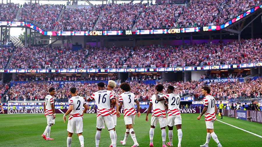 Pemain Timnas AS saat melawan Paraguay. (Bloomberg)