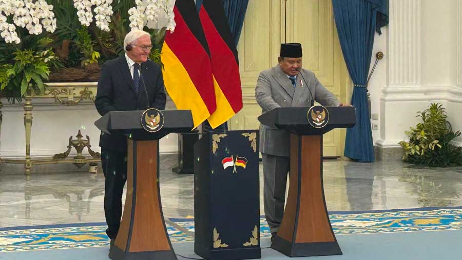 Presiden Prabowo Subianto bertemu Presiden Jerman Frank-Walter Steinmeier di Istana Merdeka. (Bloomberg Technoz/Azura Yumna)