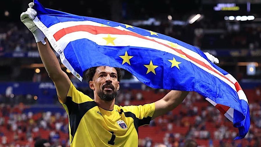 Kiper timnas Tanjung Verde, Vozinha (Dok. FIFA)