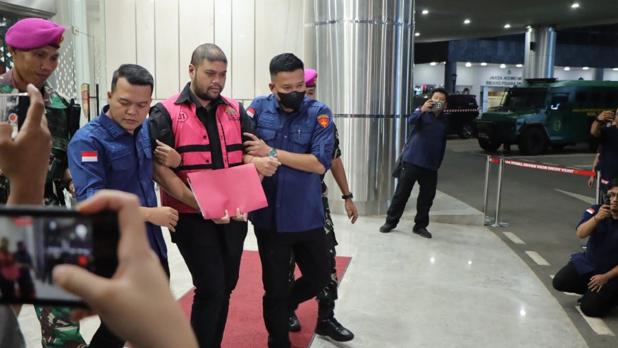 Tersangka baru kasus korupsi Badan Gizi Nasional (BGN), Ketua Yayasan Indonesia Food Security Review Glory Harimas Sihombing. (Sumber: Kejagung).
