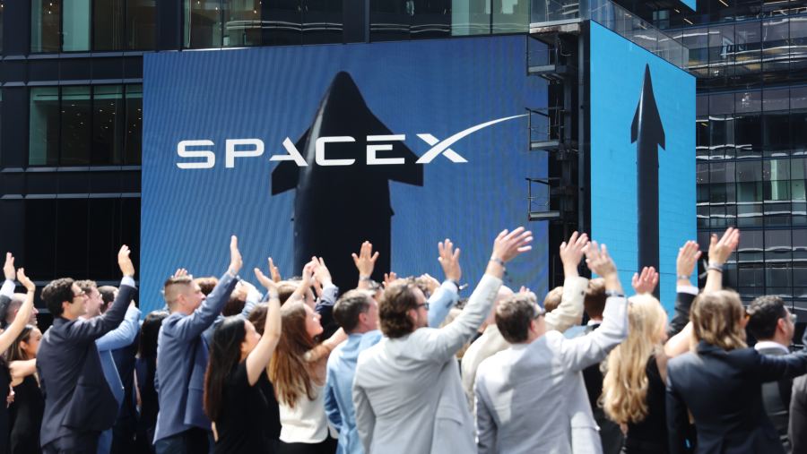 SpaceX sukses menjalankan aksi IPO. dok: Bloomberg