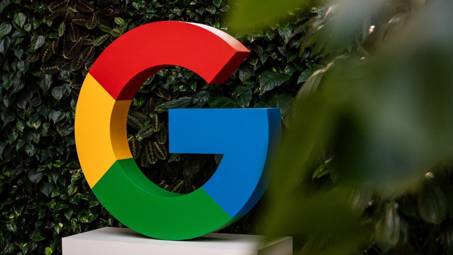 Google. dok: Bloomberg