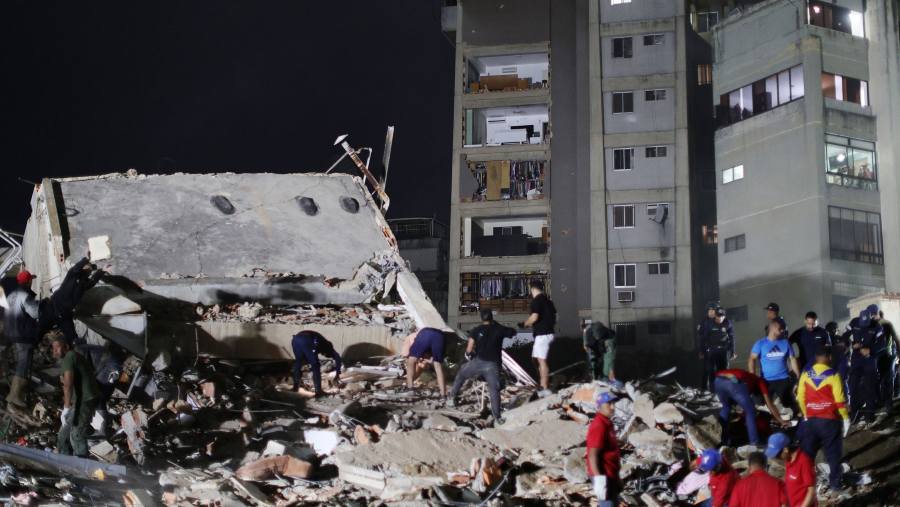 Dampak kerusakan akibat gempa Venezuela. dok: Bloomberg