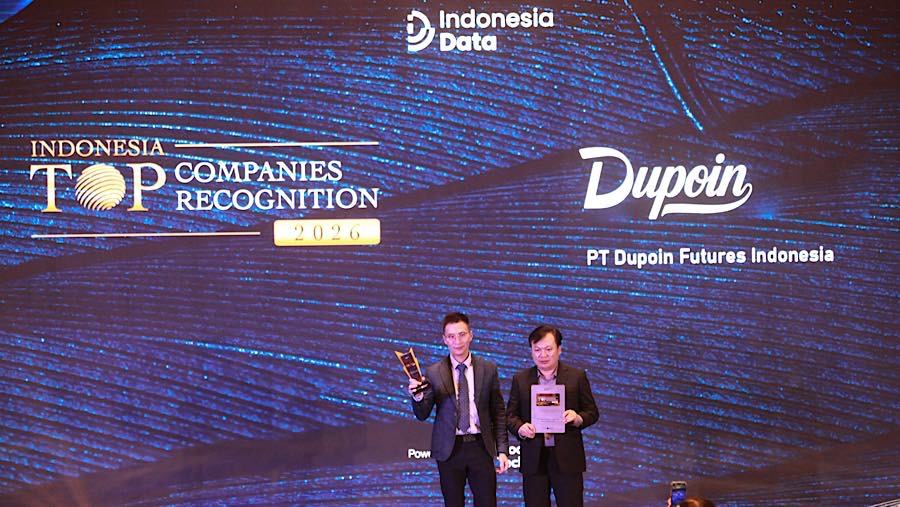 PT Dupoin Futures Indonesia meraih penghargaan pada Indonesia Top Companies Recognition di Jakarta, Senin (29/6/2026). (Bloomberg Technoz/Andrean)