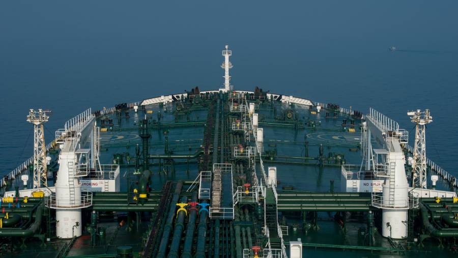 Tanker minyak. (Bloomberg)