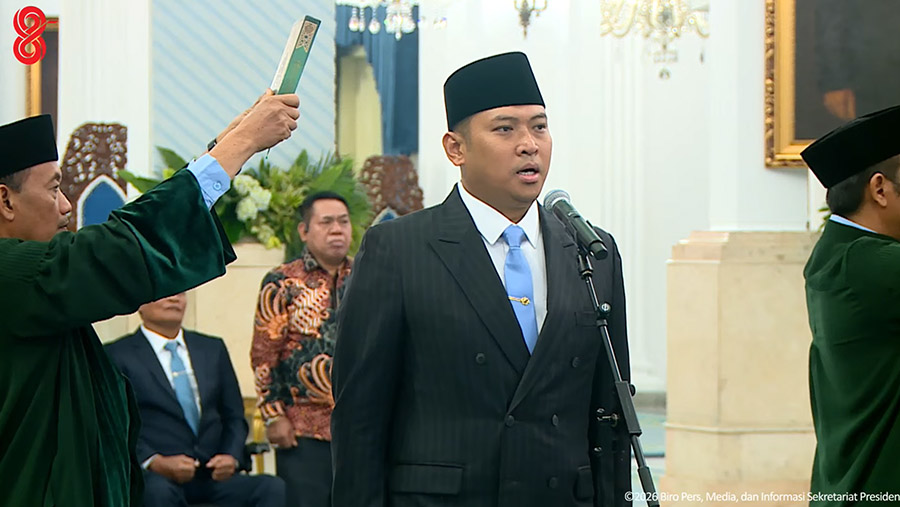 Pelantikan Kepala BGN serta Gubernur dan Wagub Universitas Republik Indonesia, 22/07/2026 (Youtube: Sekretariat Presiden)