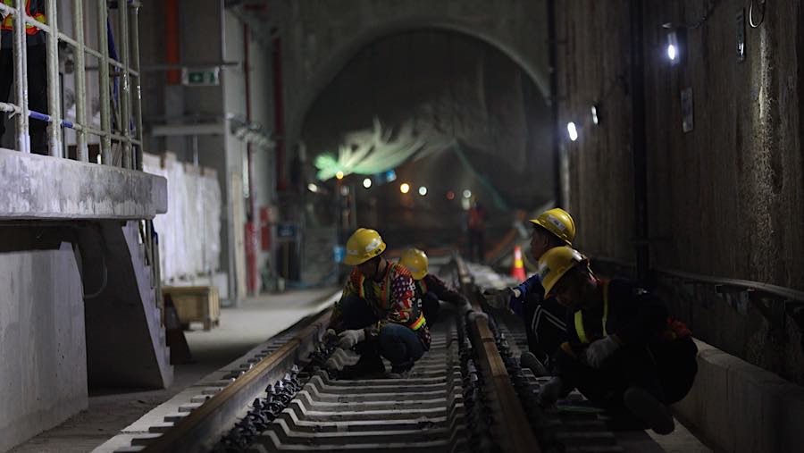 Untuk proyek segmen 2 hingga Stasiun Kota ditargetkan rampung pada akhir 2029. (Bloomberg Technoz/Andrean Kristianto)
