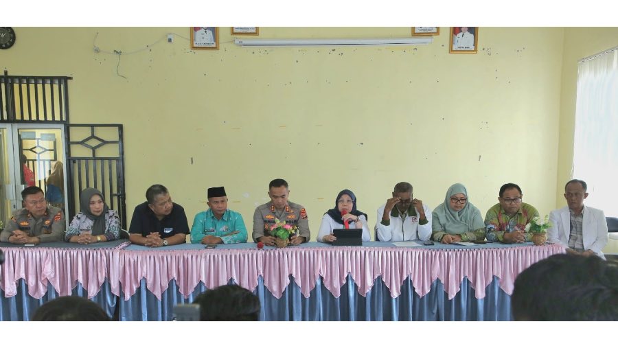 Kapolres Metro AKBP Hangga Utama Darmawan bersama jajaran Kemenkes di Lampung. (Sumber: Dok. Kemenkes)