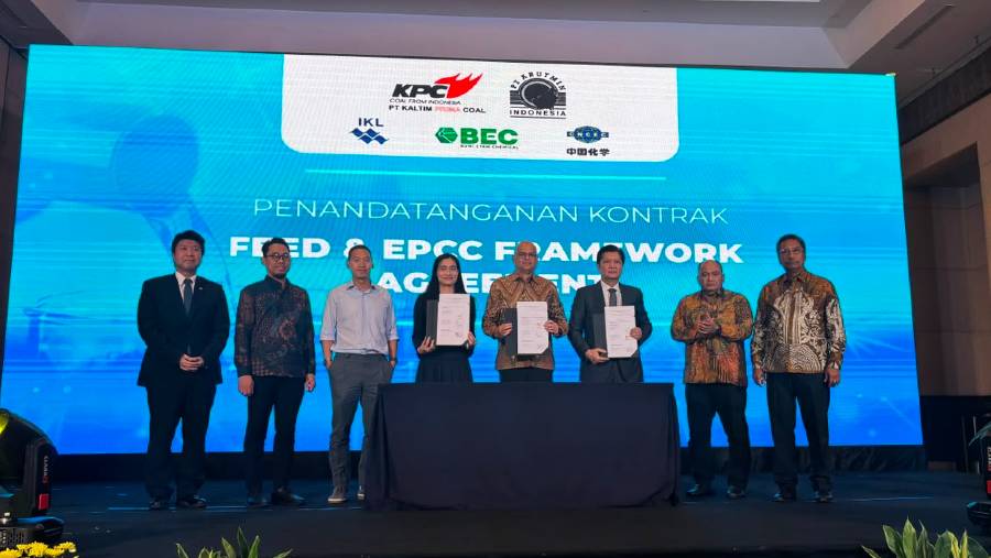 Penandatanganan FEED dan EPCC gasifikasi batu bara menjadi metanol, Rabu (29/7/2026). (Bloomberg Technoz/Sabrina Mulia Rhamadanty)