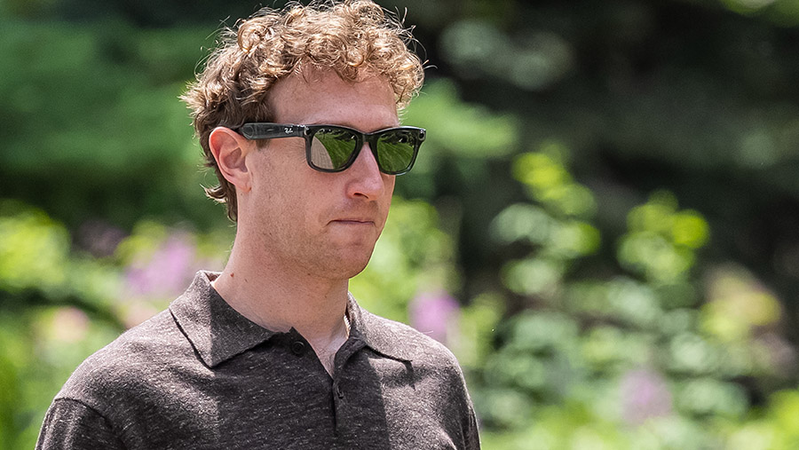 Zuckerberg dari Meta Membela Langkah Investasi AI di Hadapan Para Investor yang Skeptis (Bloomberg)