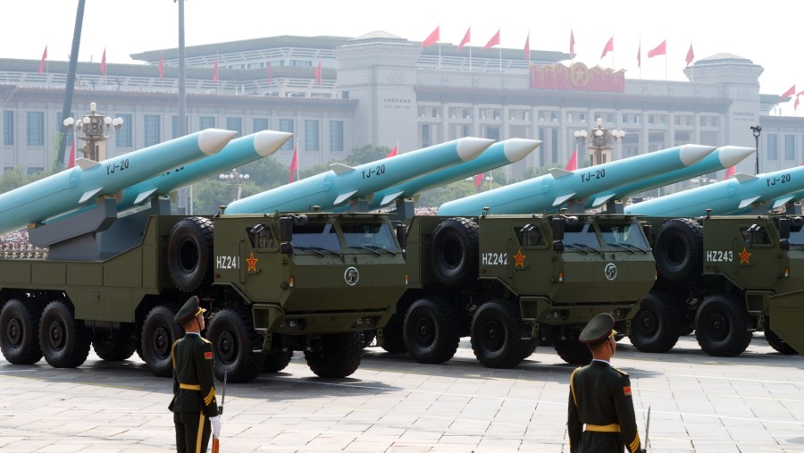 Rudal aerobalistik hipersonik YJ-20 Tentara Pembebasan Rakyat (PLA) China. (Fotografer: Qilai Shen/Bloomberg)