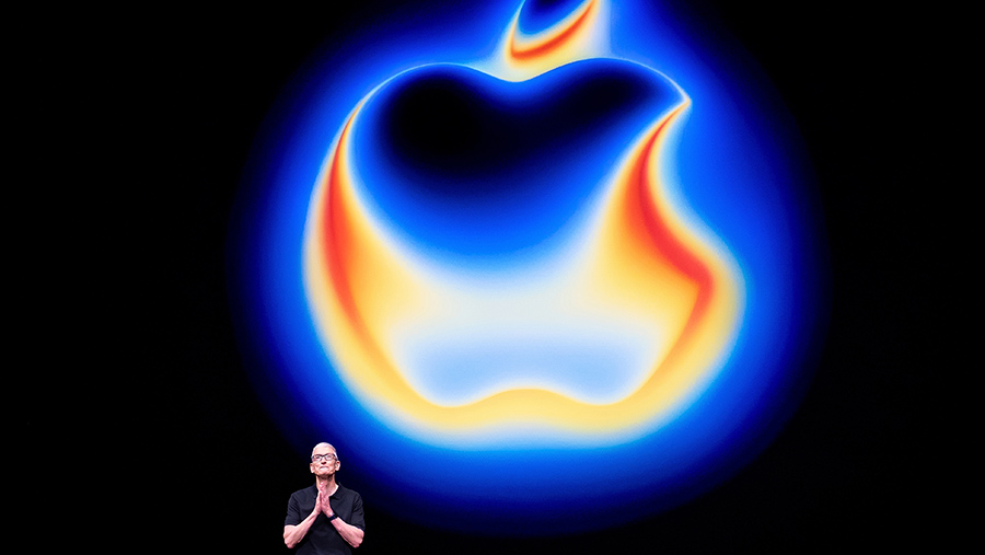 Laporan Laba Apple Akan Menguji Status Sahamnya sebagai Pilihan Investasi Aman di Sektor AI (Bloomberg)