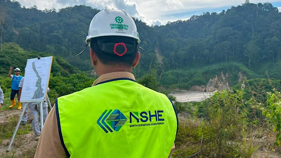 PLTA Batang Toru milik PT North Hydro Sumatera Energy (NSHE) di Tapanuli Selatan, Sumatra Utara. (Bloomberg Technoz/Azura Yumna)