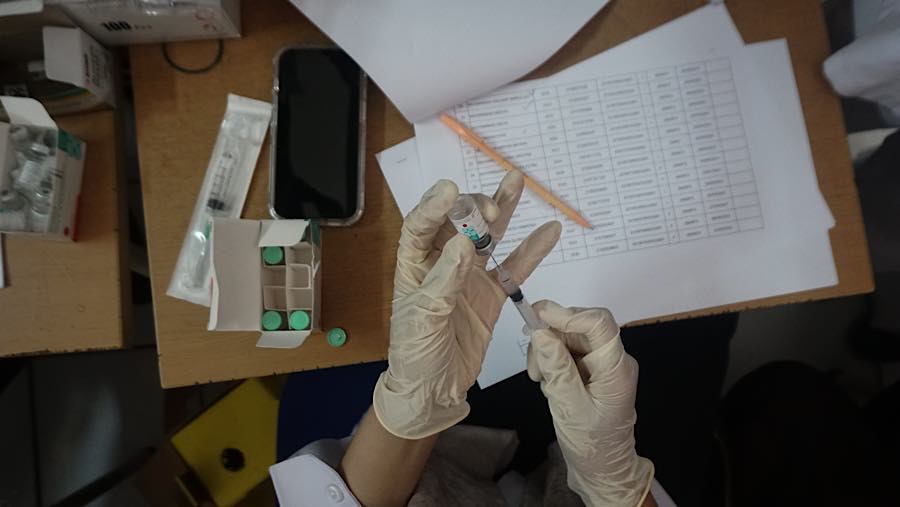 Pada rentang usia tersebut, anak umumnya belum aktif secara seksual sehingga vaksin dapat diberikan sebelum paparan risiko terjadi.