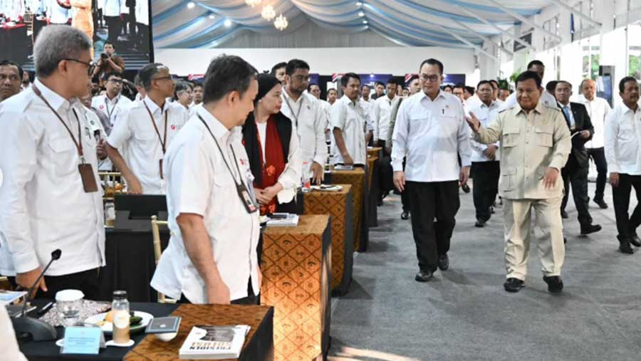 Presiden Prabowo Subianto meninjau langsung beragam hasil riset dan inovasi karya anak bangsa (06/08/2026). (Dok. Sekretariat Kabinet)