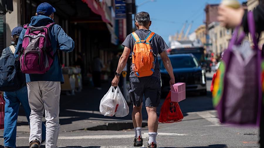 CPI AS Menunjukkan Tekanan Inflasi Sedikit Mendingin (Bloomberg)