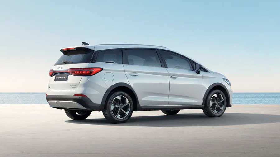 BYD M6 DM (Dok. BYD)