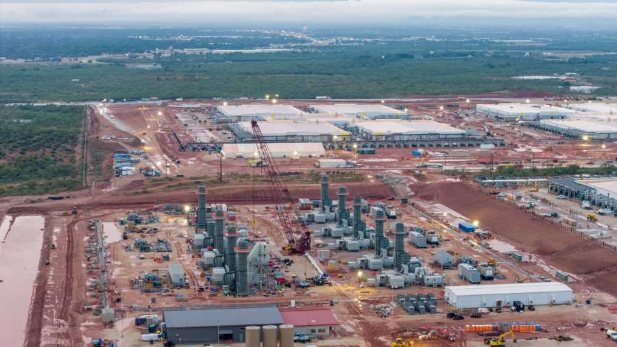 Pemandangan dari udara atas pabrik gas alam yang sedang dibangun di Abilene, Texas. (Kyle Grillot/Bloomberg)