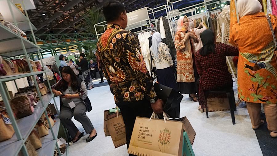 KKI 2026 menjadi ruang sinergi lintas sektor untuk memperkuat daya saing UMKM. (Bloomberg Technoz/Andrean Kristianto)