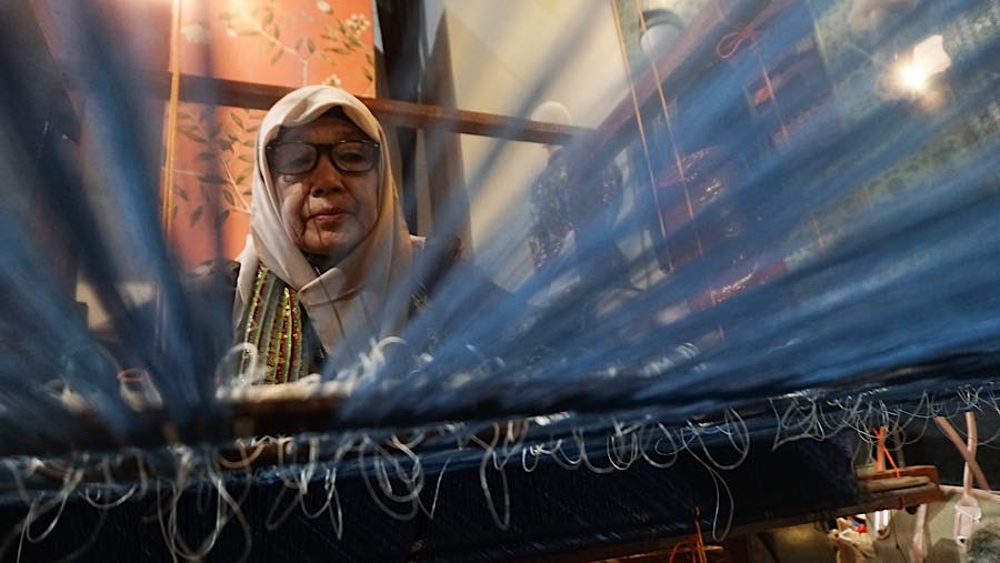 Karya Kreatif Indonesia (KKI) 2026 hadir kembali dengan menampilkan 550 UMKM (Bloomberg Technoz/Andrean Kristianto)