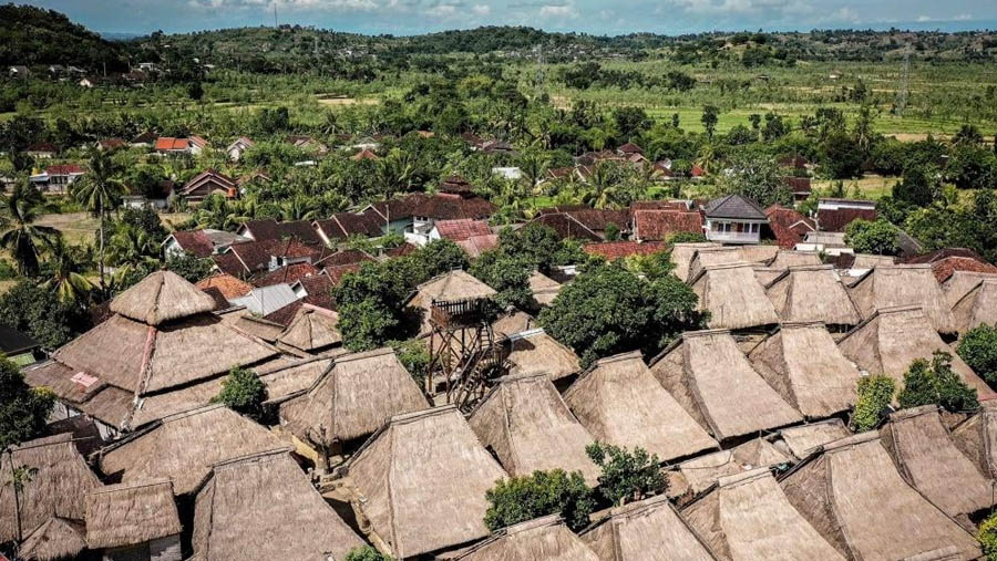 Kampung Adat Sade (Dok. Kementerian Pariwisata)
