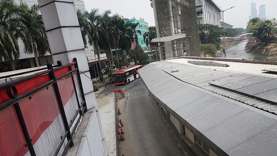 Integrasi tersebut turut didukung penataan Terminal Manggarai yang diarahkan menjadi kawasan TOD sekaligus titik perpindahan penumpang.