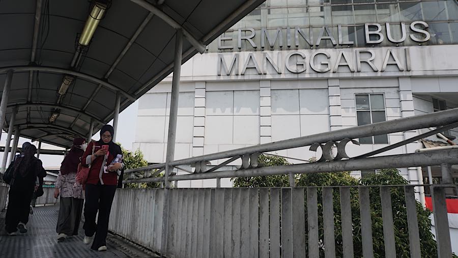 Penataan mencakup keterhubungan Stasiun KAI/Commuter Line Manggarai, LRT Jakarta, halte Transjakarta, dan kawasan komersial di sekitarnya.