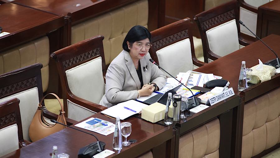 Namun demikian, di tengah tantangan tersebut, Destry menilai bahwa fundamental perekonomian Indonesia tetap bekerja baik dan berdaya tahan.