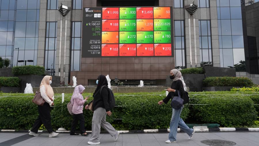 Susana gedung Bursa Efek Indonesia. dok: Bloomberg