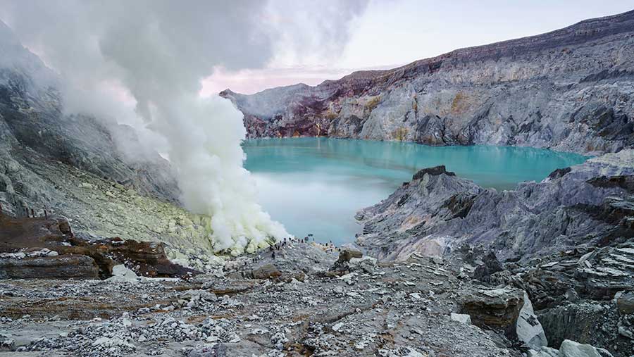Kawah Ijen (Envato)