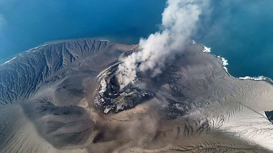 Aktivitas Anak Krakatau. (dok. Pusat Vulkanologi dan Mitigasi Bencana Geologi (PVMBG))